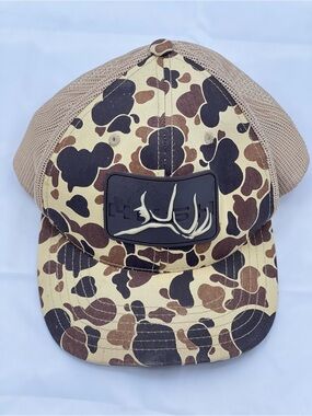 174 Hush Camo trucker hat vintage duck camo
